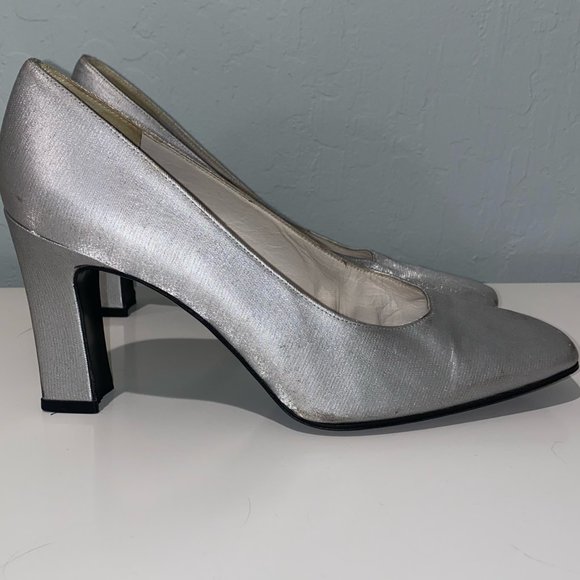 Stuart Weitzman Silver Satin Pumps 8 - Picture 2 of 9
